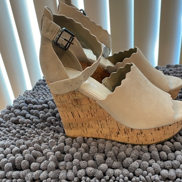 Wedge Sandals - Picture 2 of 5